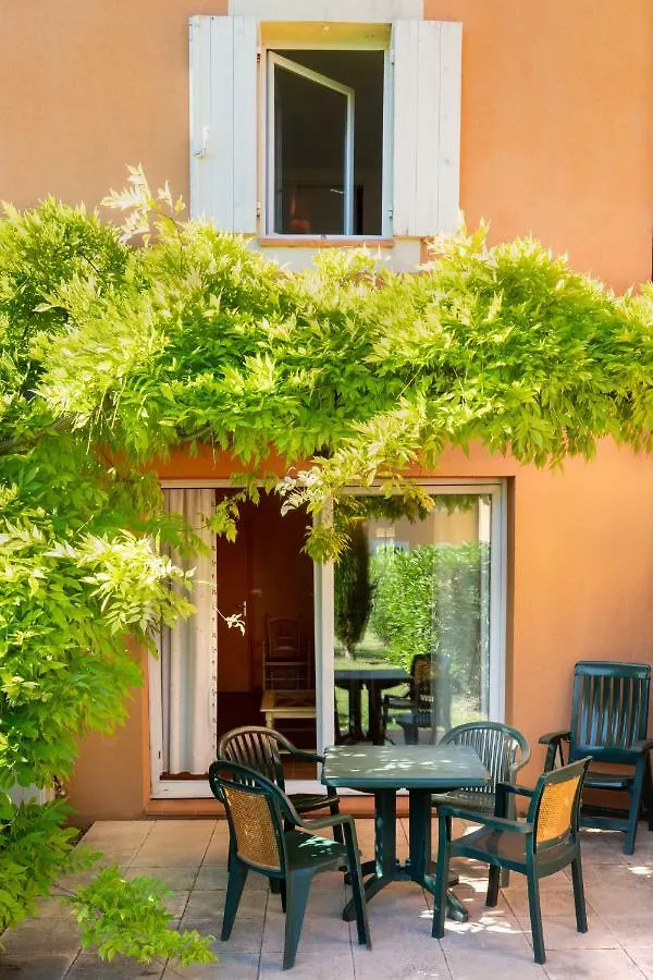 Sowell Residences Les Mazets Arles France