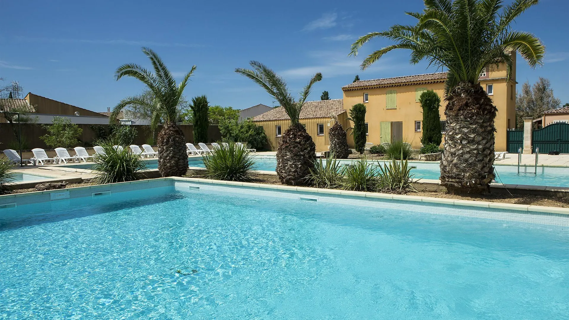 Sowell Residences Les Mazets Arles