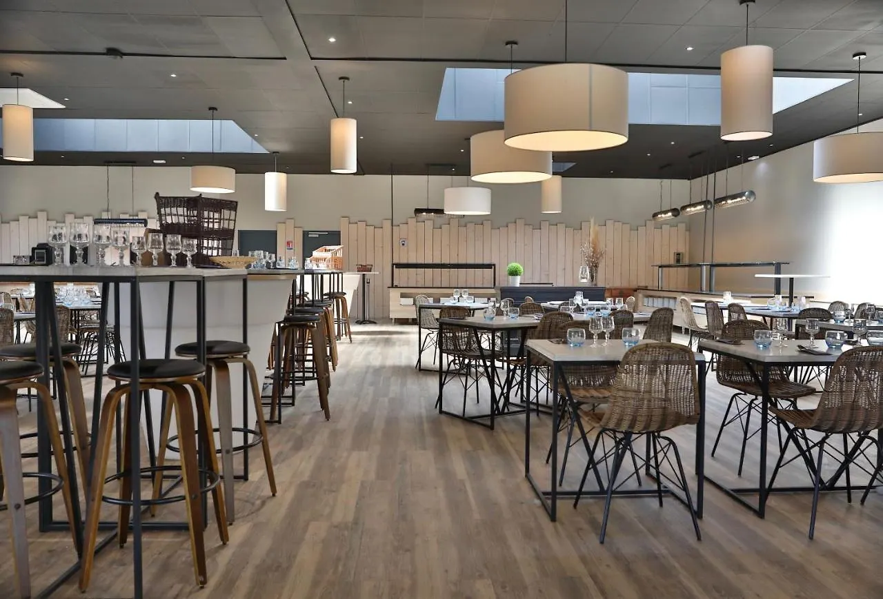 Sowell Residences Les Mazets Арль 2*,