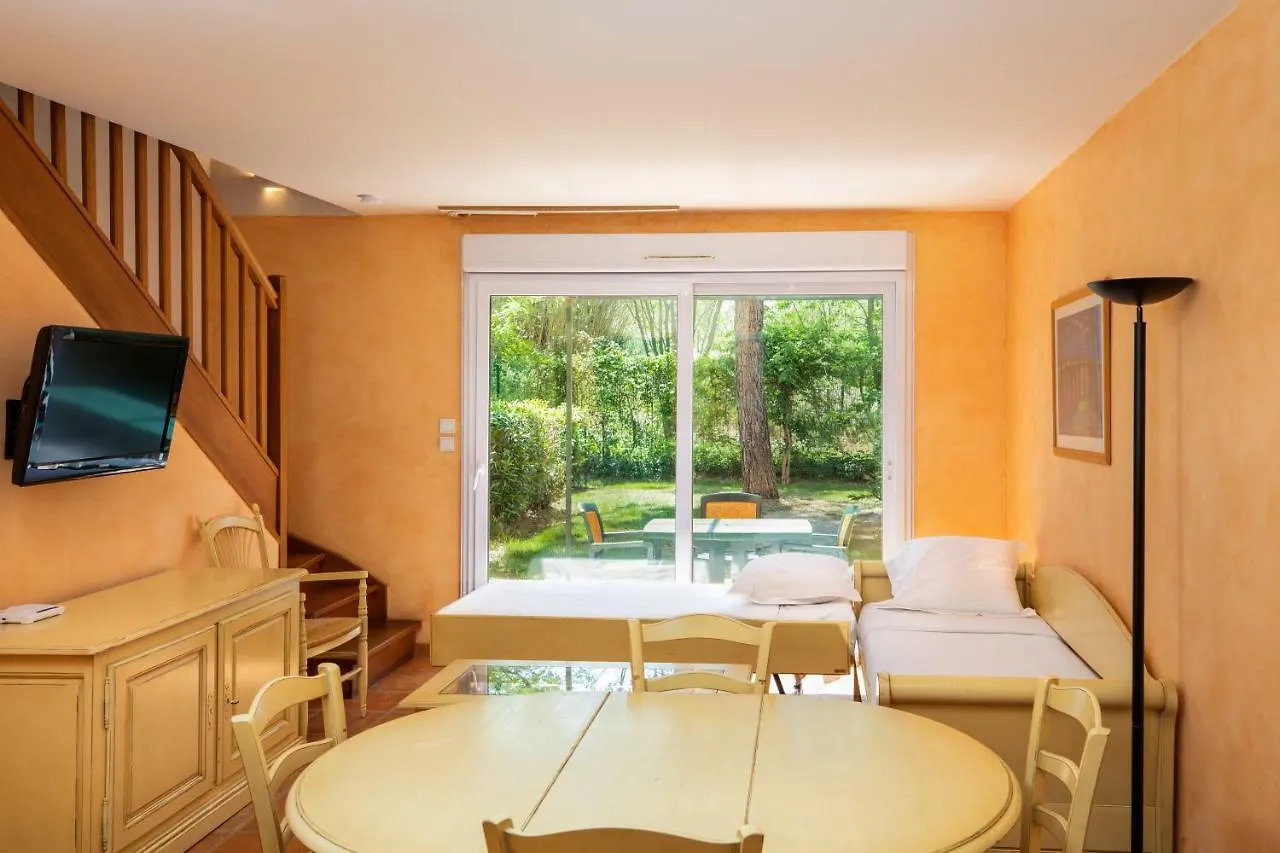 Sowell Residences Les Mazets Арль Курортный комплекс