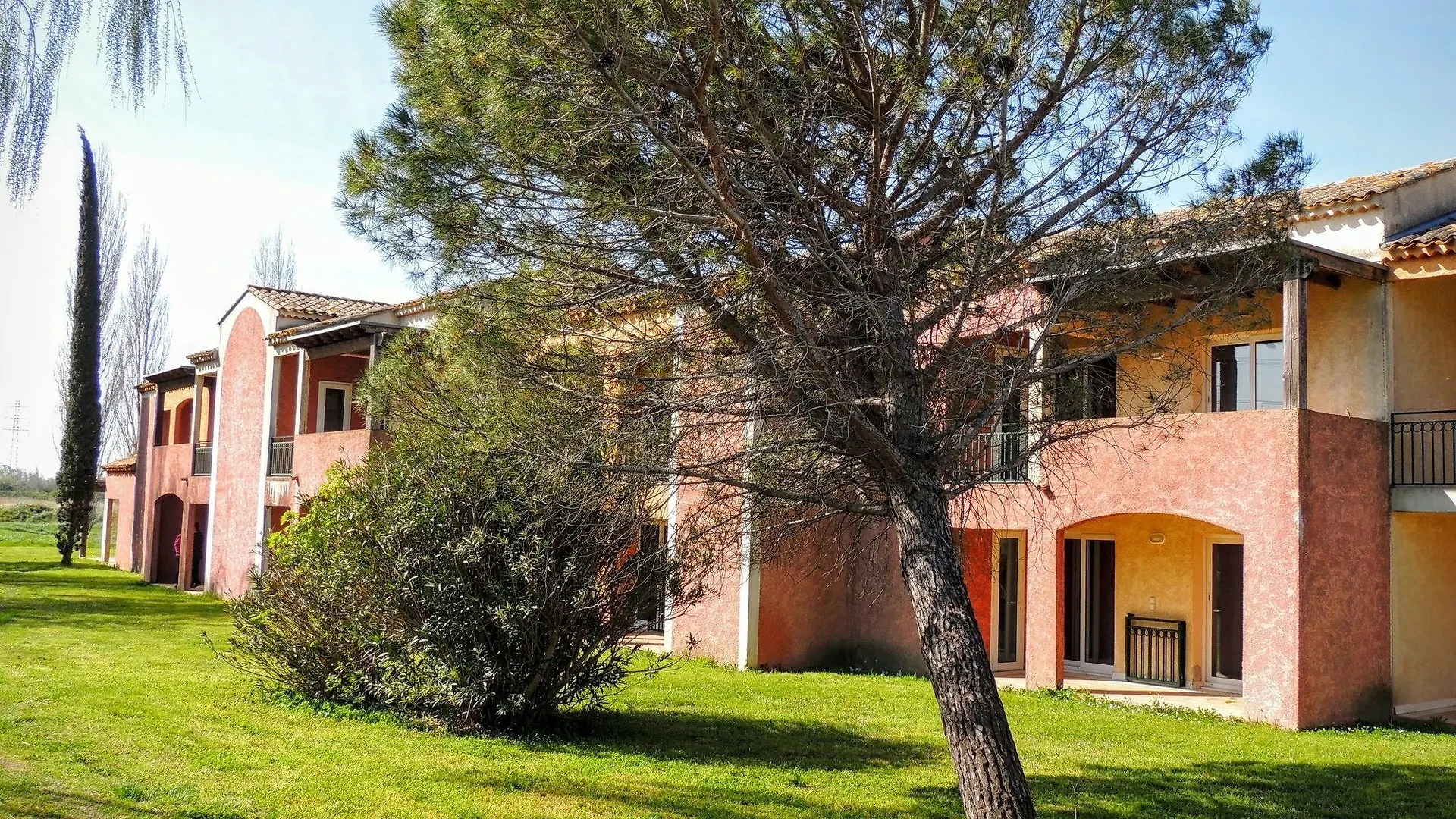 Sowell Residences Les Mazets Arles